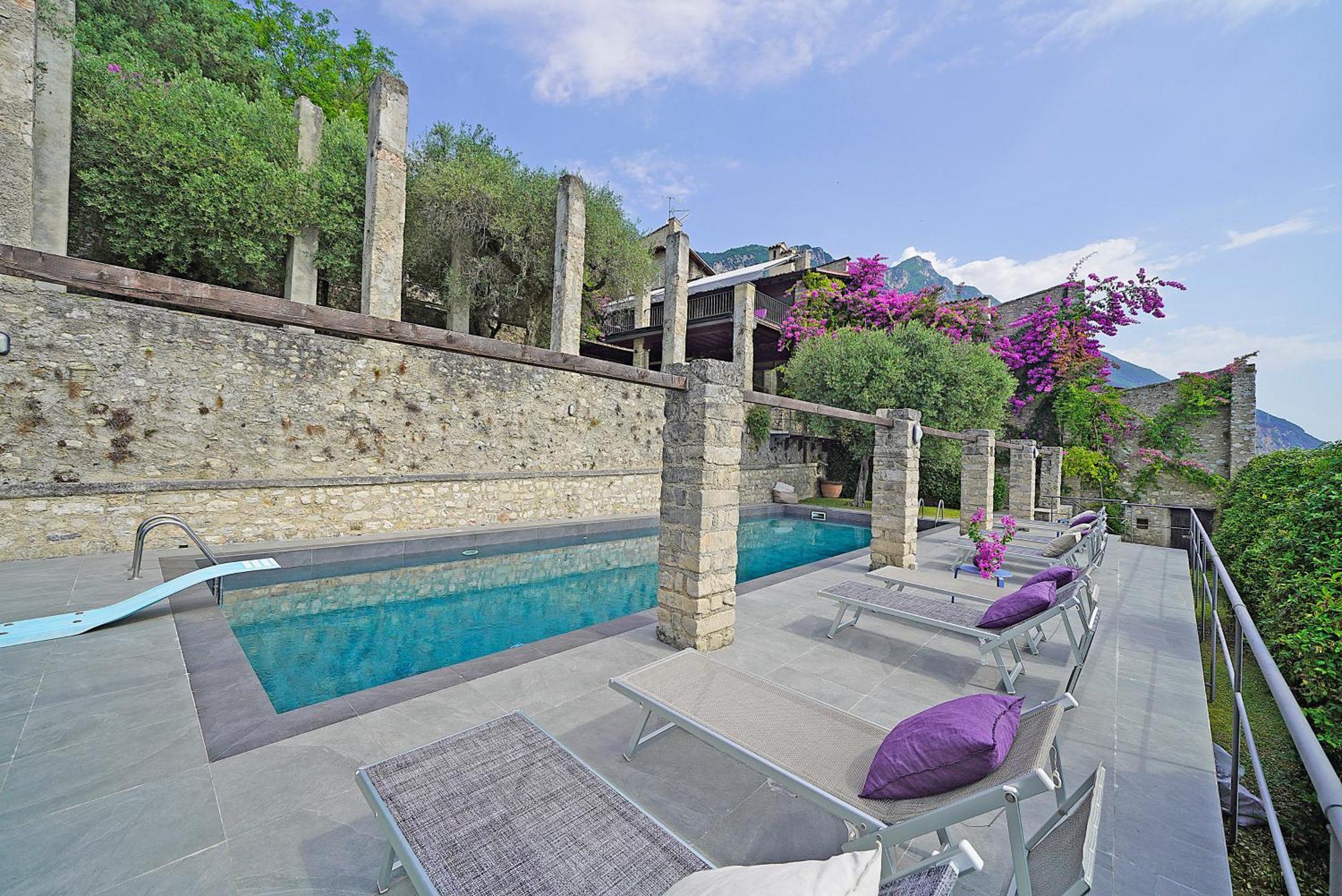 Villa Rachele: Stunning Luxury Villa In Centre Gargnano With Private Pool And Breathtaking Views Exteriör bild
