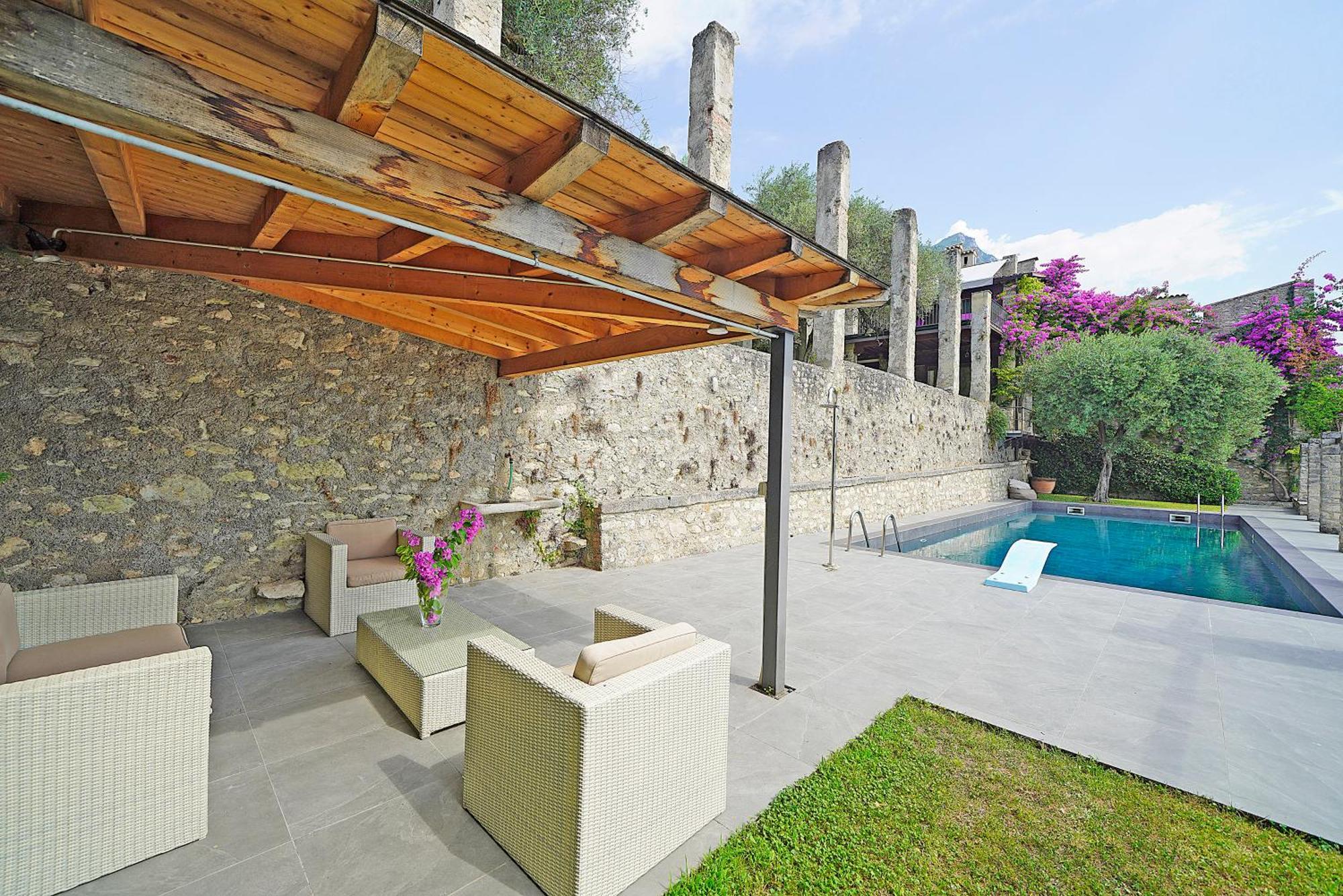 Villa Rachele: Stunning Luxury Villa In Centre Gargnano With Private Pool And Breathtaking Views Exteriör bild