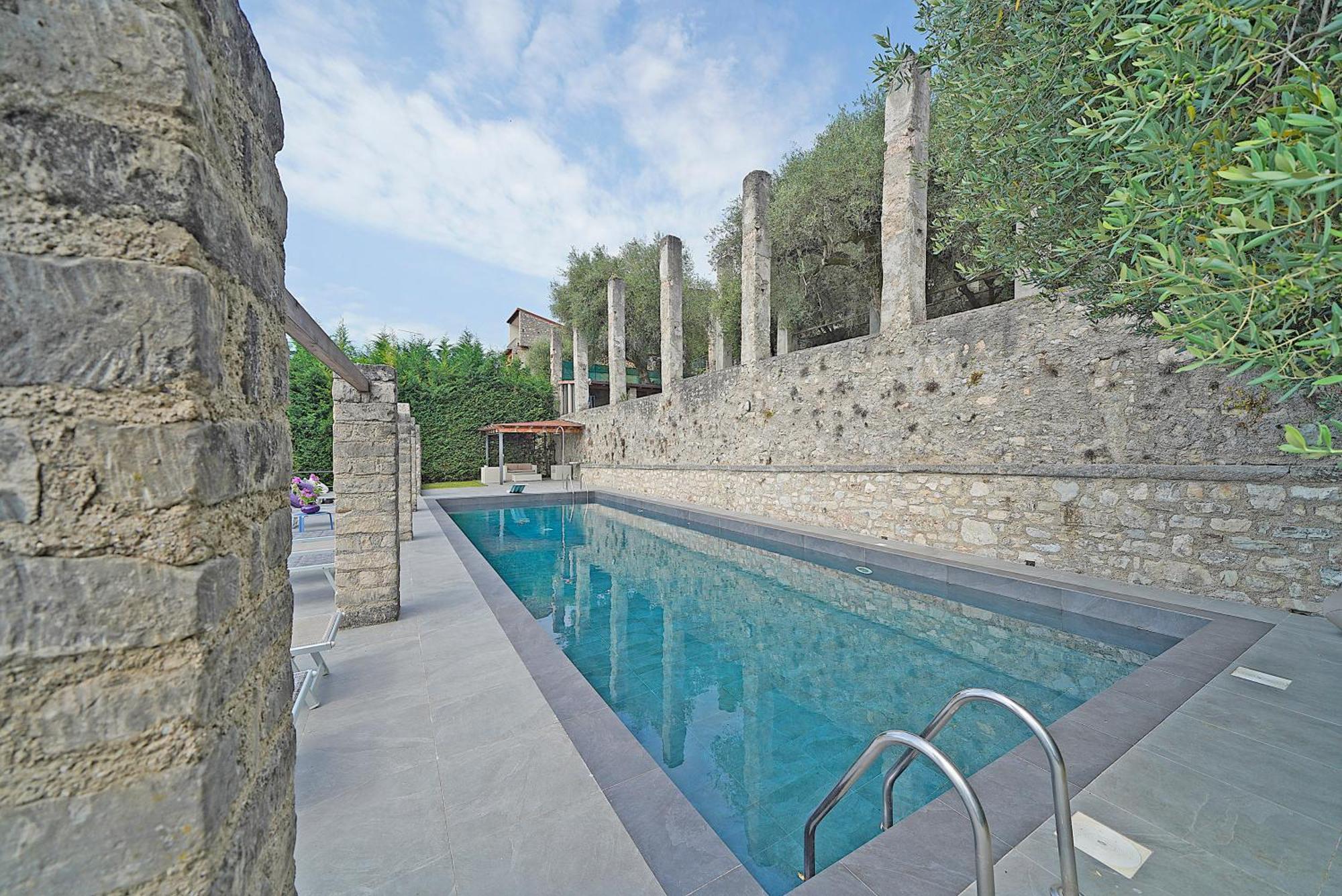 Villa Rachele: Stunning Luxury Villa In Centre Gargnano With Private Pool And Breathtaking Views Exteriör bild