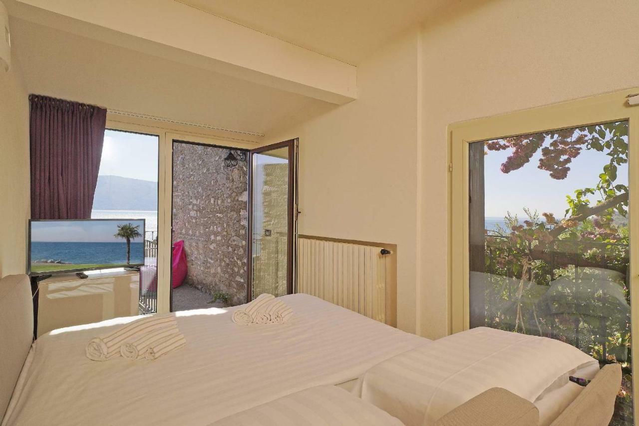 Villa Rachele: Stunning Luxury Villa In Centre Gargnano With Private Pool And Breathtaking Views Exteriör bild
